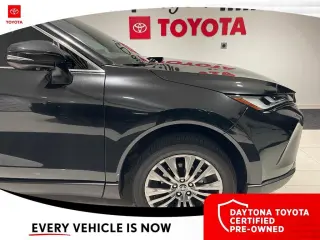 Toyota Venza 2023 AWD Limited 4dr Crossover
