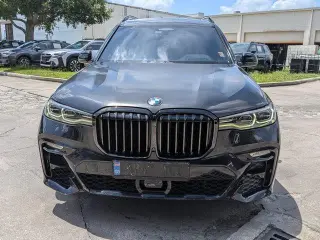 BMW X7 2021 4x4 xDrive40i 4p. Vehículo Deportivo de Actividades