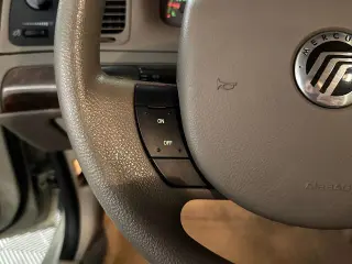Mercury Grand Marquis 2005 GS 4p Sedan