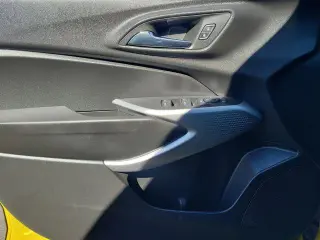 Chevrolet Trax 2024 RS 4p Crossover con 1RS