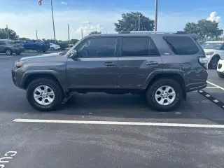 Toyota 4Runner 2022 4x2 SR5 4p SUV