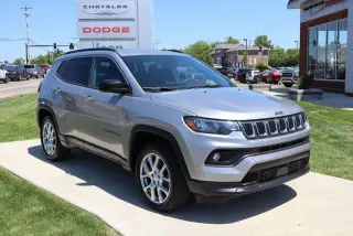 Jeep Compass 2023 4x4 Latitude Lux SUV 4p