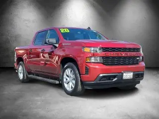Chevrolet Silverado 1500 2020 4x2 Custom 4p Cabina Completa Estándar 5.8 ft. SB
