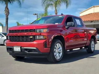 Chevrolet Silverado 1500 2020 4x2 Custom 4p Cabina Completa Estándar 5.8 ft. SB