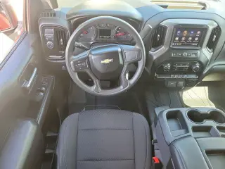 Chevrolet Silverado 1500 2020 4x2 Custom 4p Cabina Completa Estándar 5.8 ft. SB