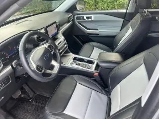 Ford Explorer 2024 AWD XLT 4p SUV