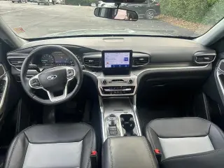 Ford Explorer 2024 AWD XLT 4p SUV