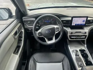 Ford Explorer 2024 AWD XLT 4p SUV