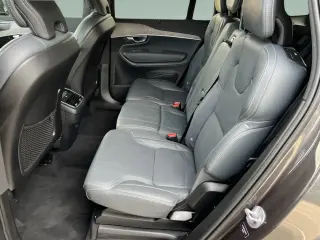 Volvo XC90 2024 AWD B6 Ultimate Tema Brillante 7 Pasajeros 4p SUV