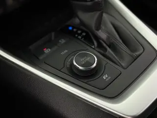 Toyota RAV4 Hybrid 2024 AWD SE SUV 4p
