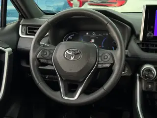 Toyota RAV4 Hybrid 2024 AWD SE SUV 4p