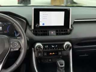 Toyota RAV4 Hybrid 2024 AWD SE SUV 4p