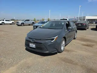 Toyota Corolla Hybrid 2023 LE 4p Sedan