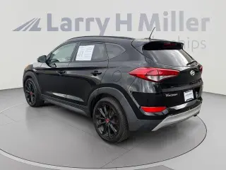 Hyundai TUCSON 2017 AWD Night 4p SUV