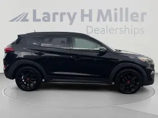 Hyundai TUCSON 2017 AWD Night 4p SUV