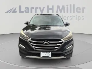 Hyundai TUCSON 2017 AWD Night 4p SUV