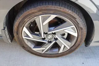 Hyundai ELANTRA Hybrid 2024 Limited 4p Sedan