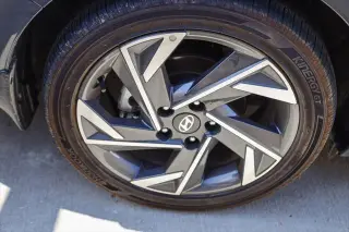 Hyundai ELANTRA Hybrid 2024 Limited 4p Sedan