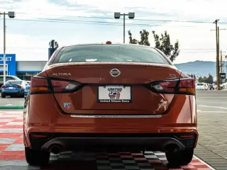 Nissan Altima 2022 AWD 2.5 SR 4p Sedán