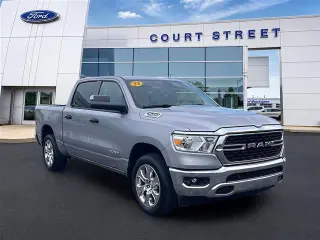 Ram 1500 2023 4x4 Lone Star 4p Camioneta Cabina Extendida 5.6 pies ST