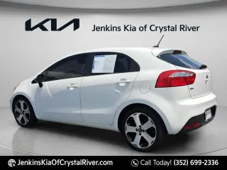 Kia Rio 5 Puertas 2012 SX 4p Vagón