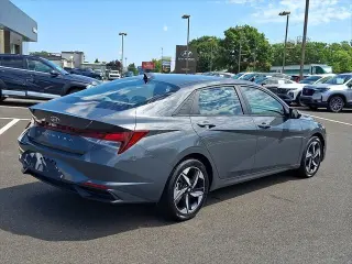 Hyundai ELANTRA 2023 SEL 4dr Sedan