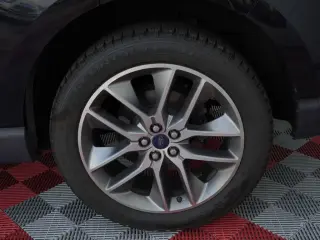 Ford Edge 2017 Titanium 4p Crossover