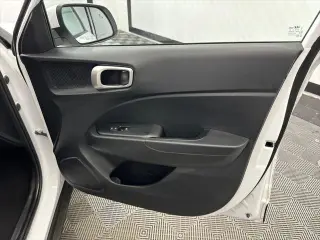 Hyundai VENUE 2025 SEL 4p Crossover