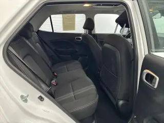 Hyundai VENUE 2025 SEL 4p Crossover