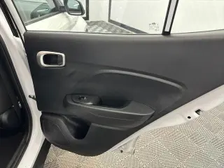 Hyundai VENUE 2025 SEL 4p Crossover