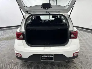 Hyundai VENUE 2025 SEL 4p Crossover