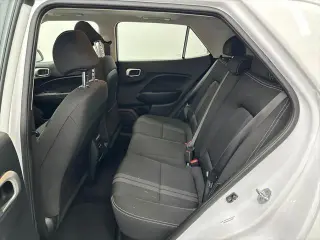 Hyundai VENUE 2025 SEL 4p Crossover