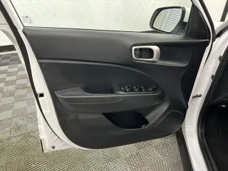 Hyundai VENUE 2025 SEL 4p Crossover