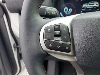 Ford Explorer 2026 AWD Active 4p SUV
