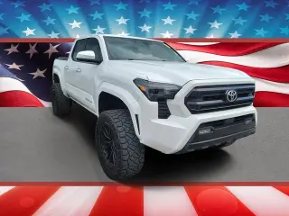 Toyota Tacoma 2024 4x4 SR5 4p Doble Cabina 5.0 ft CB