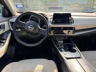 Nissan Rogue 2025 SV 4p Crossover