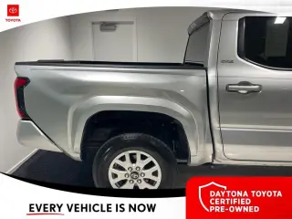 Toyota Tacoma 2024 4x4 SR5 4p Doble Cabina 5.0 ft SB