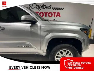 Toyota Tacoma 2024 4x4 SR5 4p Doble Cabina 5.0 ft SB
