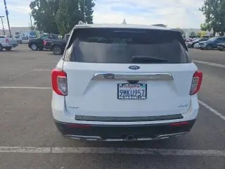 Ford Explorer 2023 AWD XLT 4dr SUV
