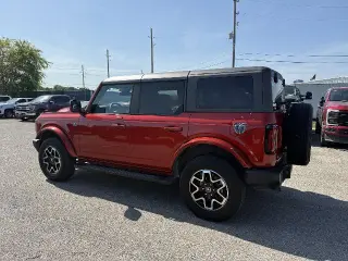 Ford Bronco 2023 4x4 Outer Banks 4p SUV