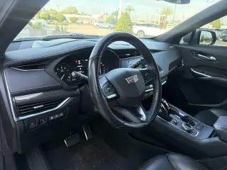Cadillac XT4 2023 Sport 4p Crossover