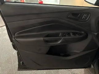 Ford Escape 2017 S 4p SUV