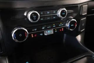 Ford F-150 2024 4x4 XLT 4p SuperCrew 6.5 ft. SB
