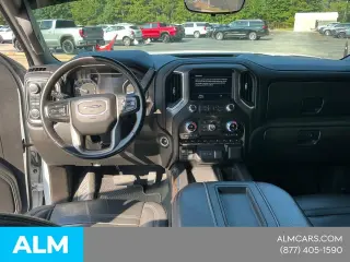 GMC Sierra 1500 2021 4x4 Denali 4p Crew Cab 5.8 ft. SB