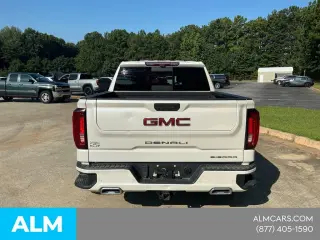 GMC Sierra 1500 2021 4x4 Denali 4p Crew Cab 5.8 ft. SB