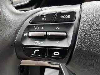 Hyundai ELANTRA Edición de Valor 2020 4p Sedan