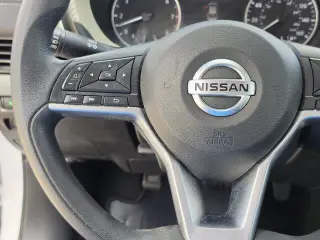 Nissan Sentra 2023 SV Sedán 4p.
