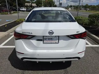 Nissan Sentra 2023 SV Sedán 4p.