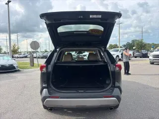 Toyota RAV4 2022 Limited 4p SUV