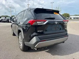 Toyota RAV4 2022 Limited 4p SUV